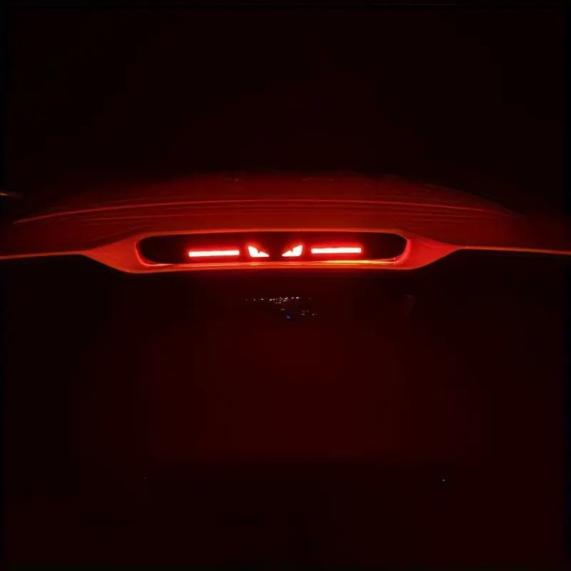🔥 High-Position Car Brake Light Sticker - Durable PET Material, Carbon Fiber Look, Front-Paste Design,  Automotive Decals, for Vehicle Decoration & Safety, Vehicle Safety